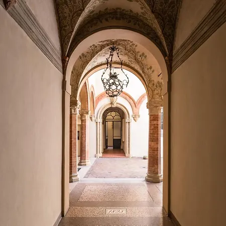 Rolandino By Wonderful Italy